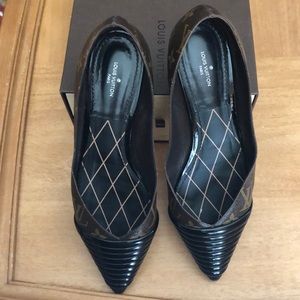 Louis Vuitton Flats Size 39
